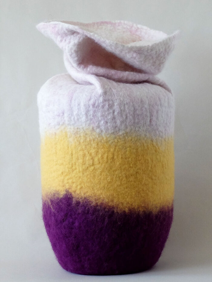 Filz Urne Lila Gelb Rose
